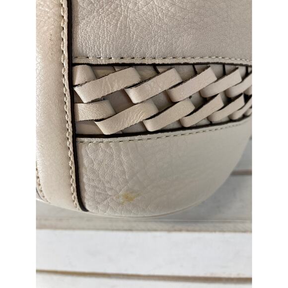 MICHAEL KORS IVORY AND LATTICE PEBBLED LEATHER CROSSBODY BAG - Picture 4 of 16